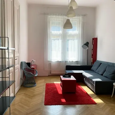 Apartment Awesome In The *